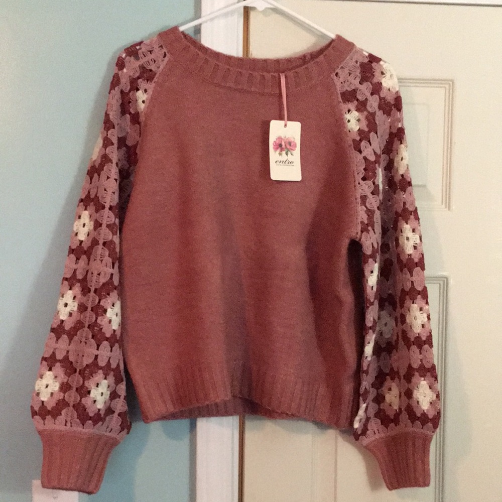 Cute Entro sweater